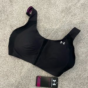 BNWT UNDER ARMOUR HIGH IKPACT SPORT BRA